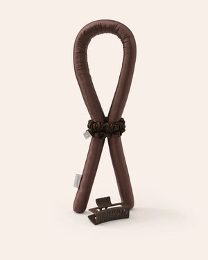 Heatless Curls in Mulberry Silk