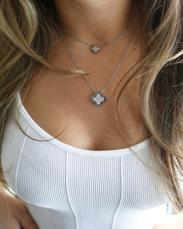 Four-Leaf Clover Necklace Mini