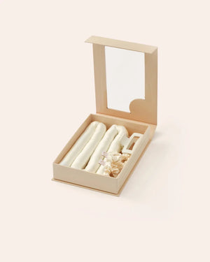 Heatless Curls in Mulberry Silk