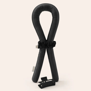 Heatless Curls in Mulberry Silk