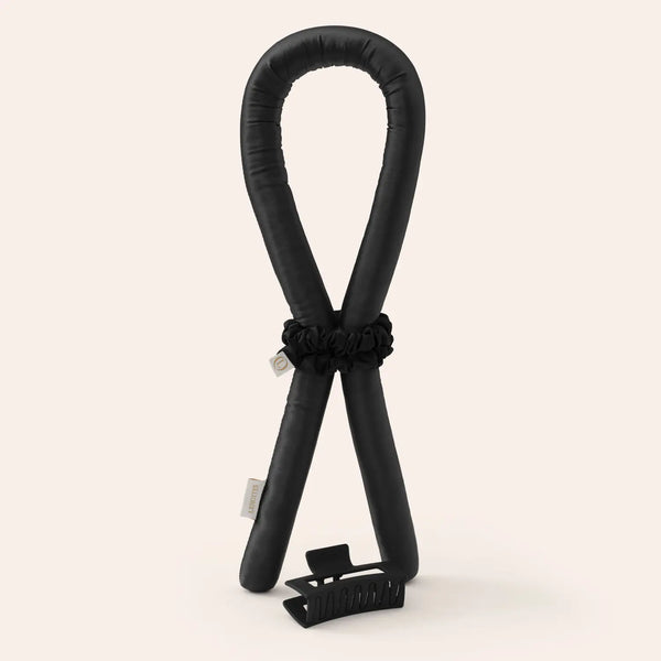 Heatless Curls in Mulberry Silk