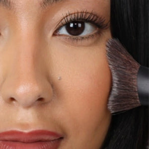 Smoothing Foundation Brush N°101